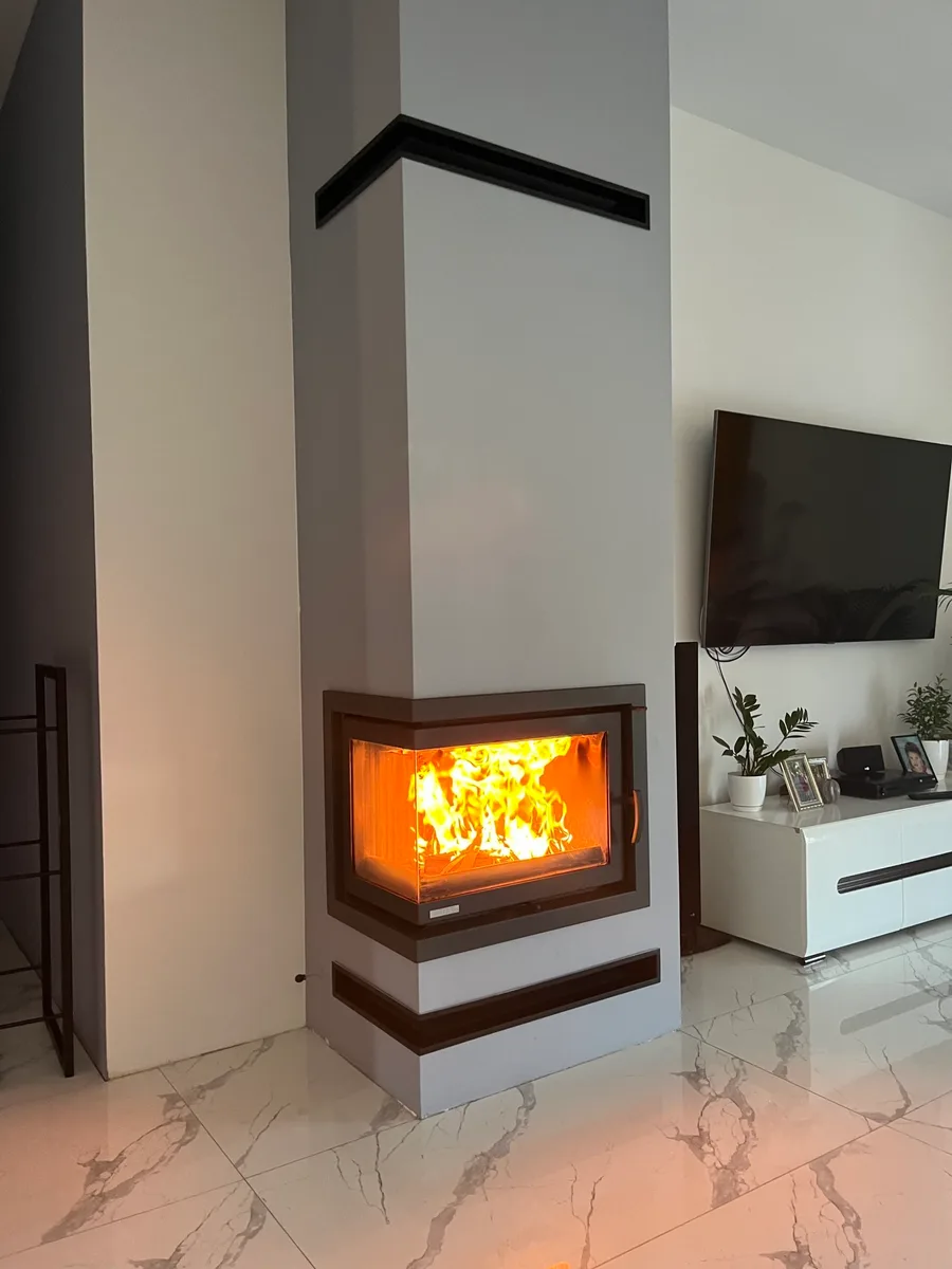 Wkład kominkowy Heating PRO-EKO, konstrukcja narożna